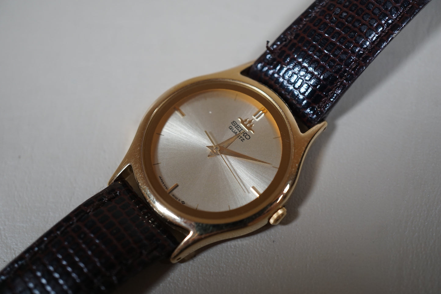 Seiko 5Y91-6020 Gold Tone Champagne Dial Ladies Watch