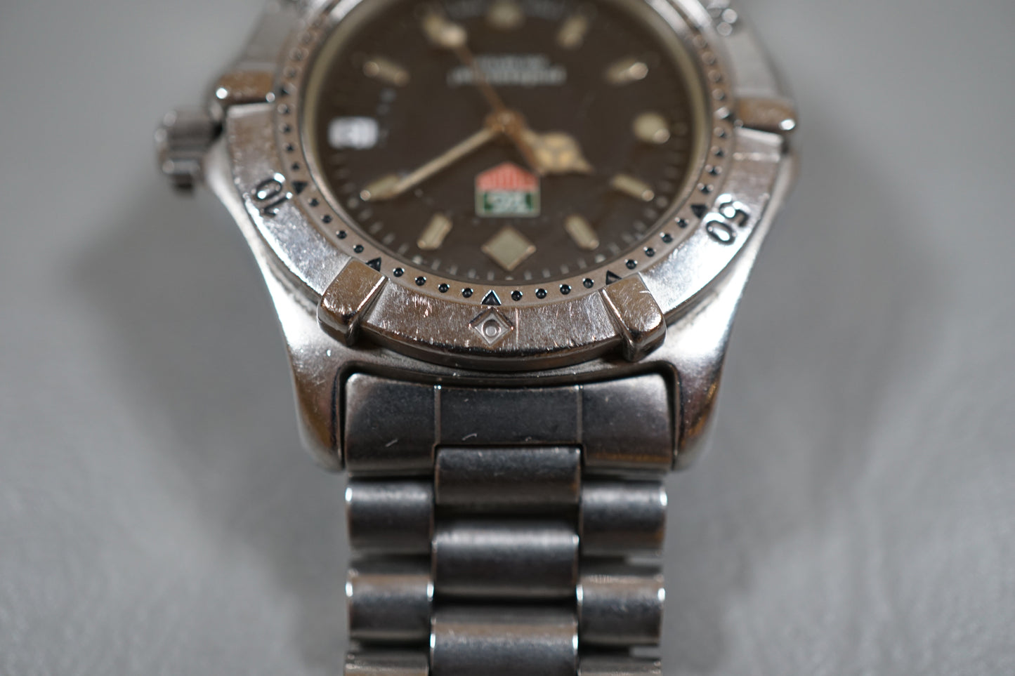 Tag Heuer Professional 2000 WE1210-R Black Dial 200M Quartz Watch