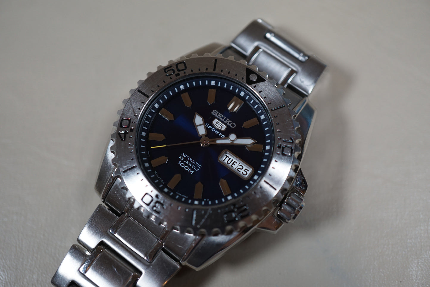 Seiko 5 Sports 7S26-03M0 Rare Blue Dial Steel Automatic