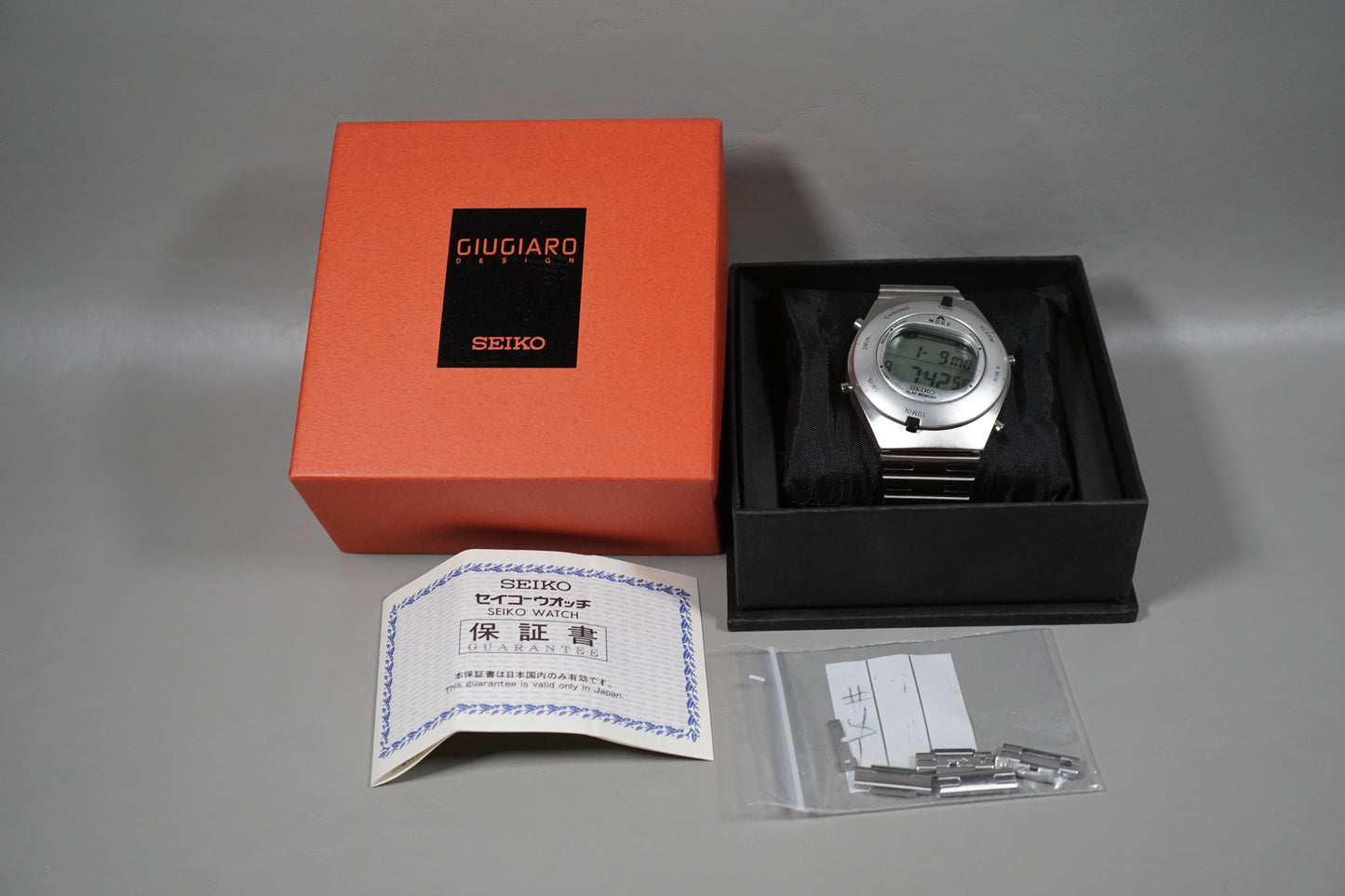 Vintage 2000 Seiko SBJA003 W680 Giugiaro Design Drivers Digital Quartz Watch