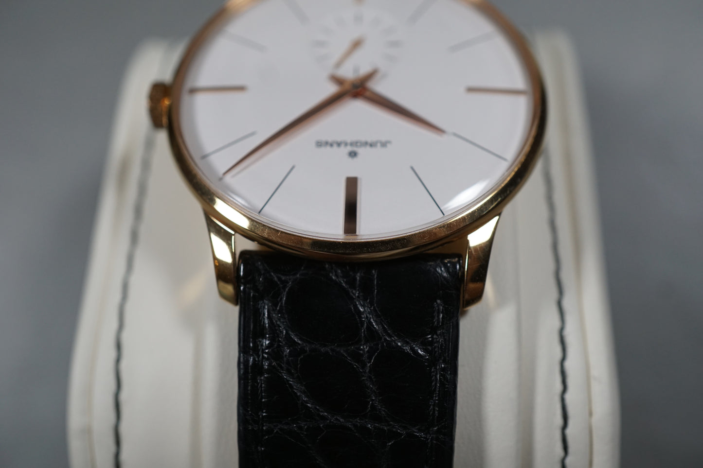 Junghans 027/5202 Meister Gold Tone Ultrathin Handwound Mechanical Watch