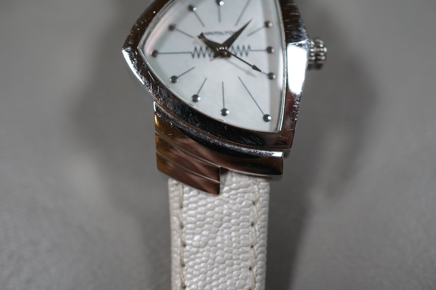 Hamilton Ventura H24211852 Mother Of Pearl Dial Ladies Quartz Watch