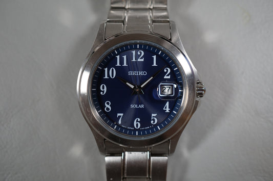 Seiko V147-0AH0 Blue Dial Solar 37mm Quartz