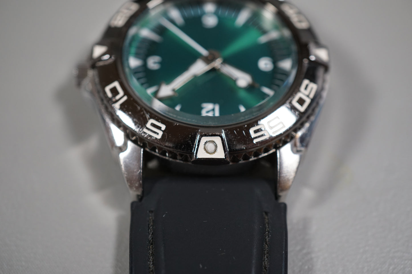 Seiko SNZB 7S26 Custom Green Dial Mod Automatic READ