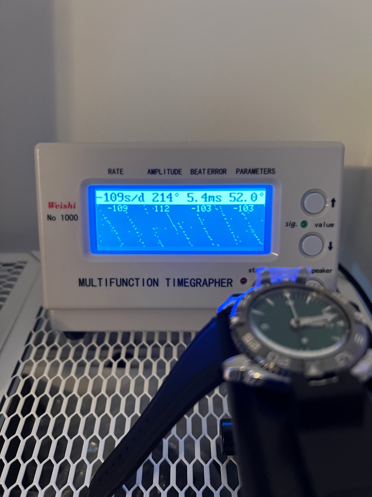 Seiko SNZB 7S26 Custom Green Dial Mod Automatic READ