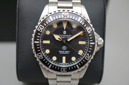 Steinhart OVM Gnomon Ocean Vintage Military 39 Automatic Watch