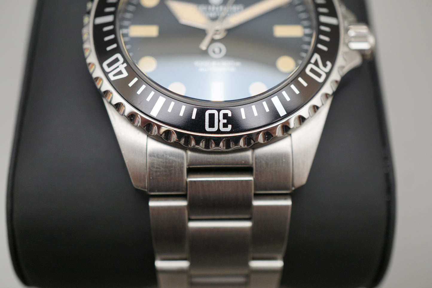 Steinhart OVM Gnomon Ocean Vintage Military 39 Automatic Watch