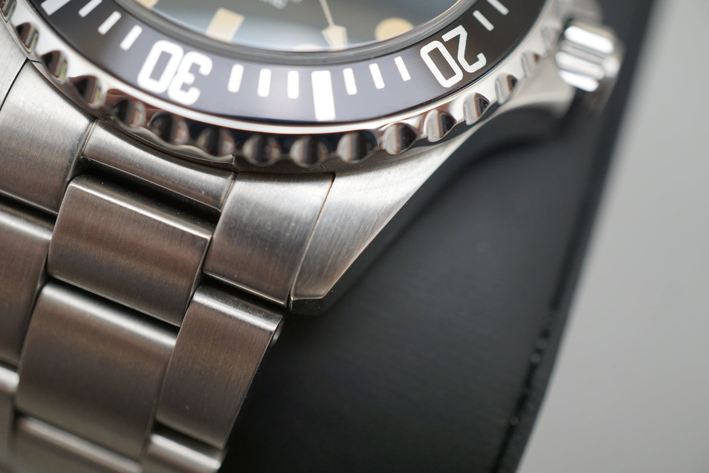 Steinhart OVM Gnomon Ocean Vintage Military 39 Automatic Watch