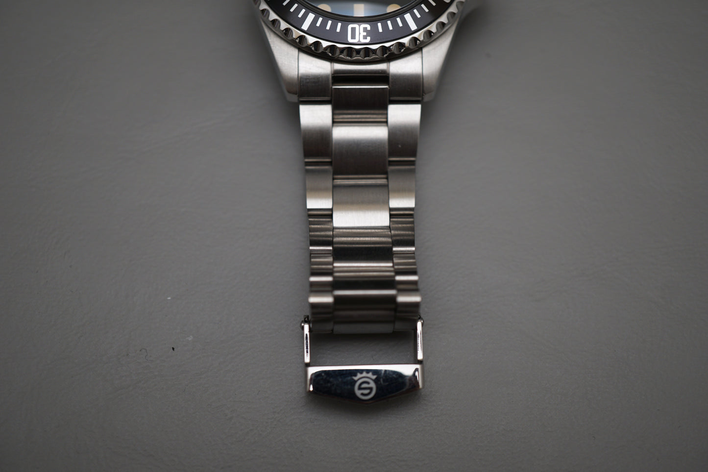 Steinhart OVM Gnomon Ocean Vintage Military 39 Automatic Watch