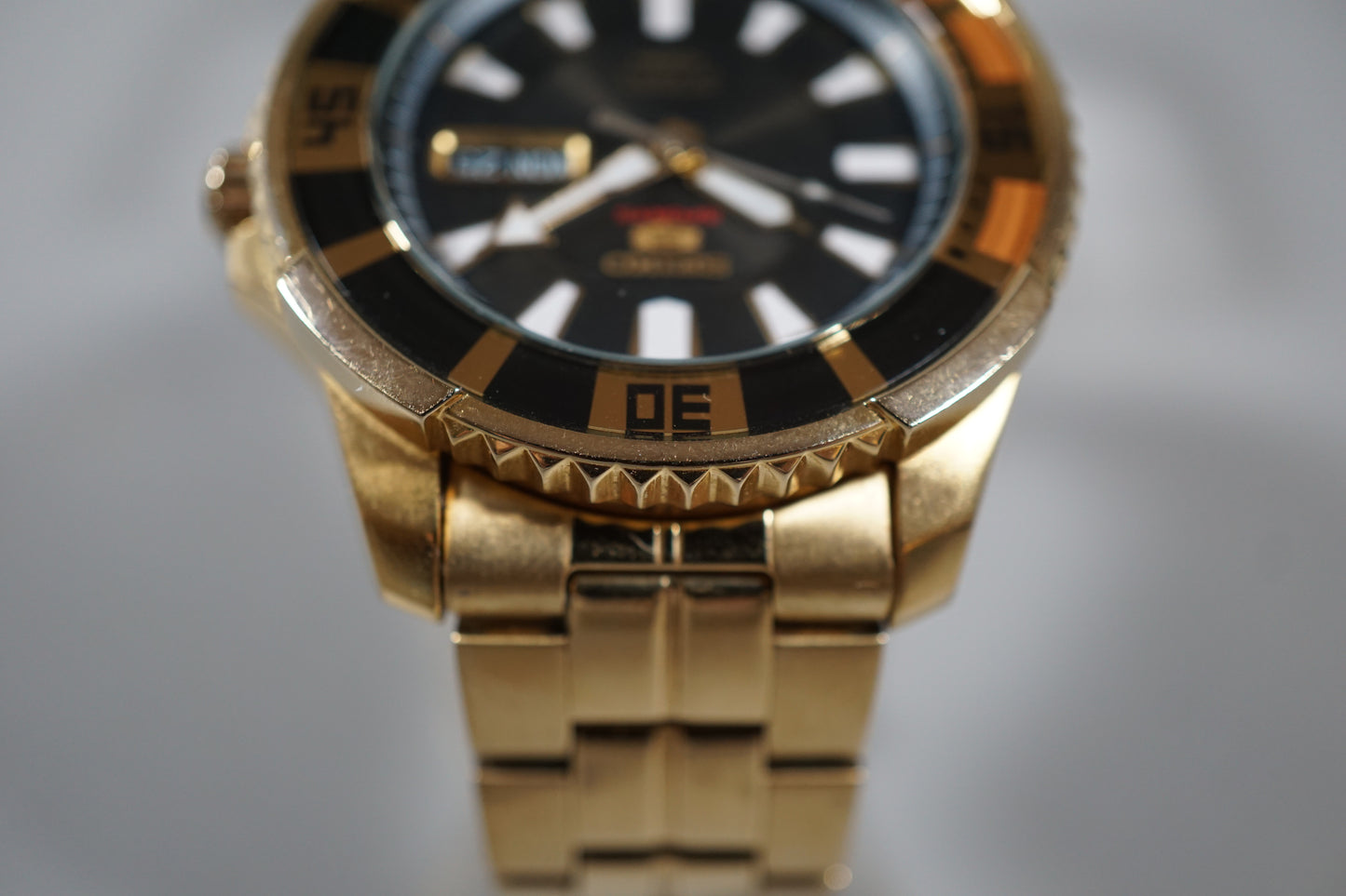 Seiko 5 Sports 4R36-00S0 Rare Gold Tone 100M Automatic