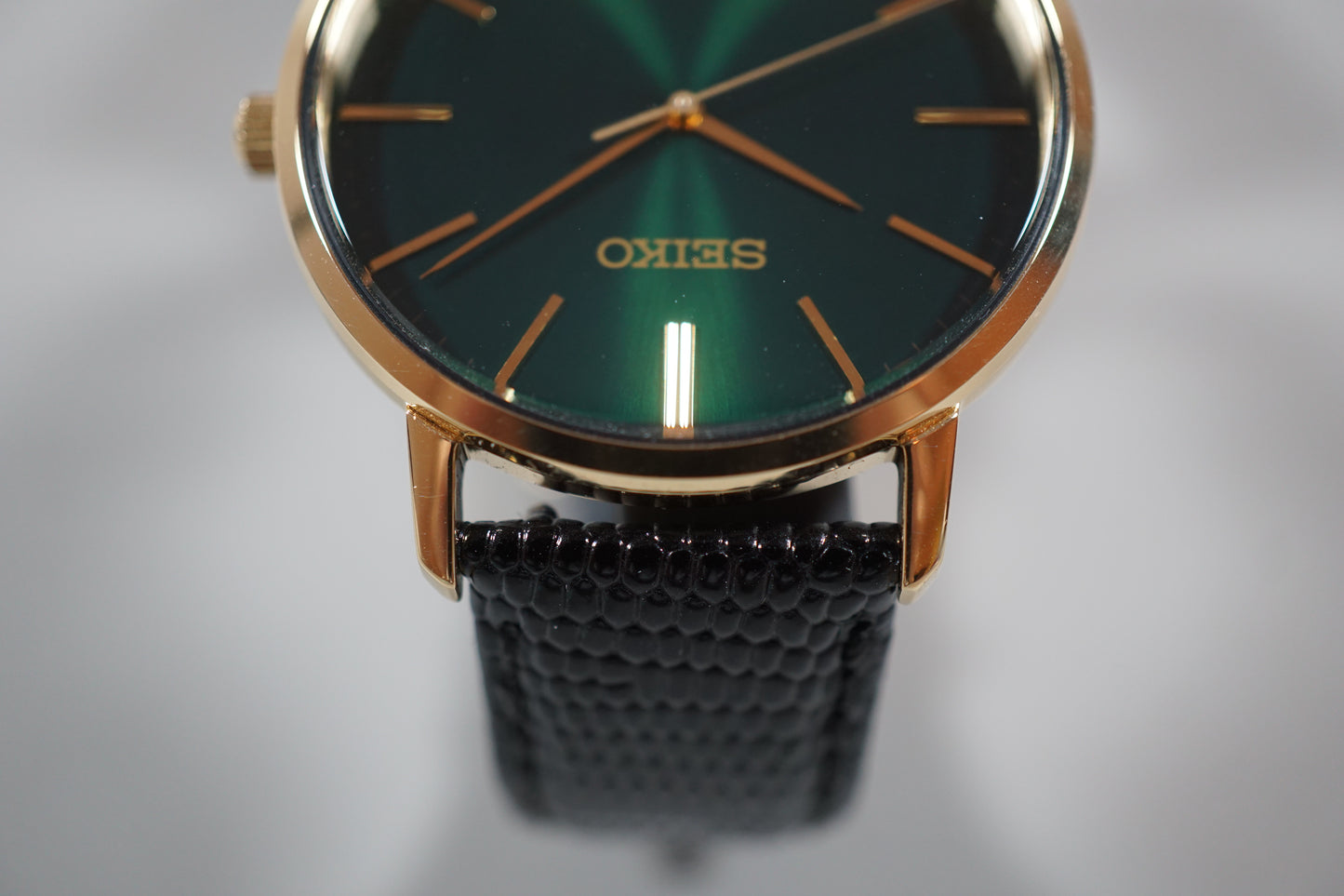 Seiko Selection SCXP074 7N01 Gold Feather Reissue Green Quartz
