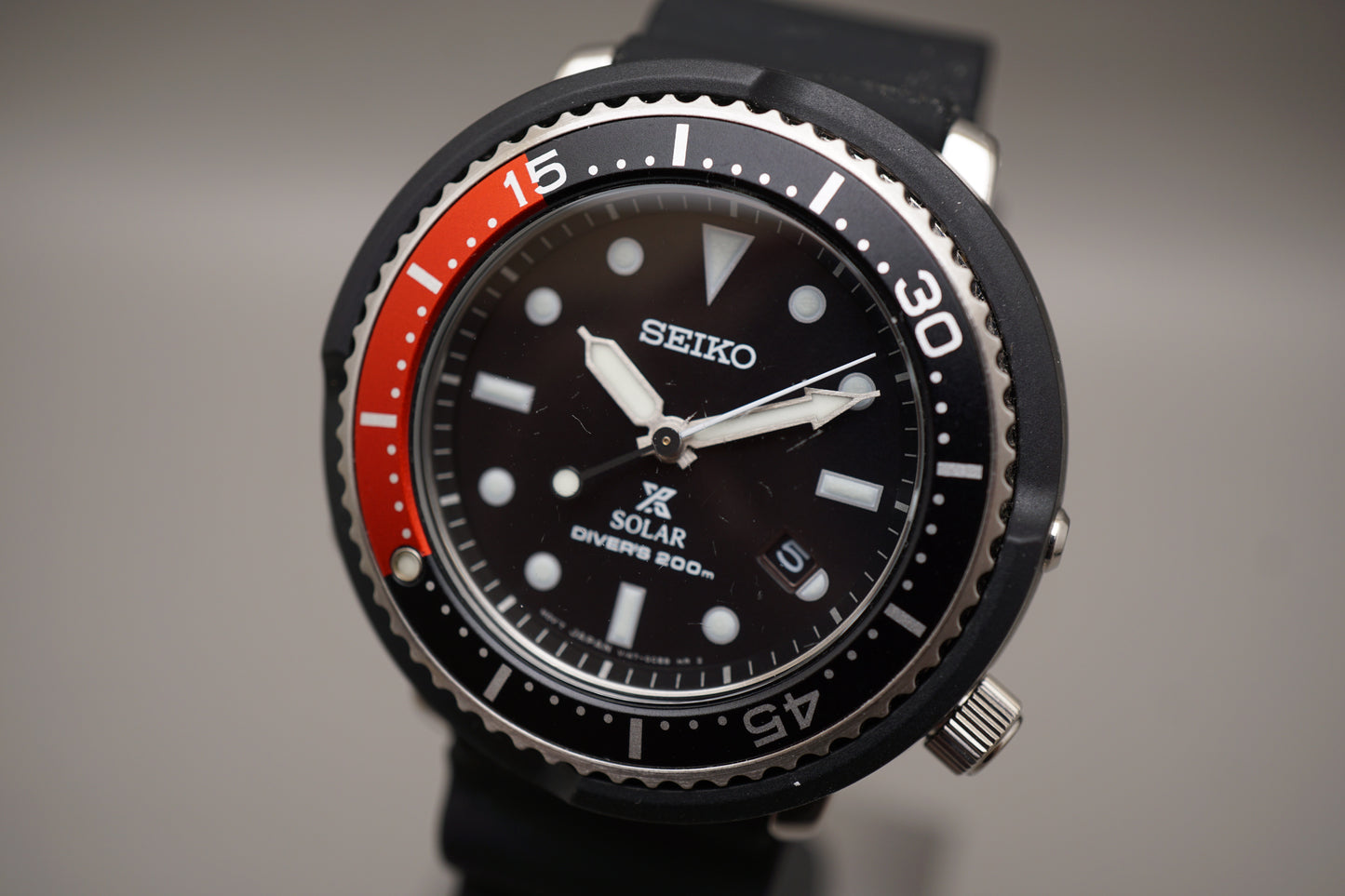 Seiko Prospex STBR009 V147 Lowercase Black Red Divers Tuna Solar Quartz Watch