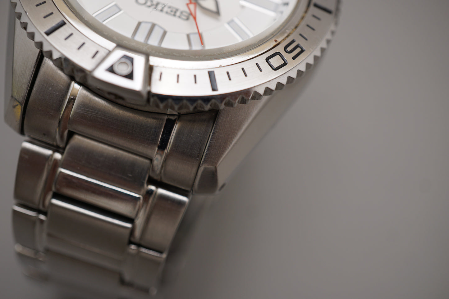 Seiko SKZ323J1 7S26 White Dial Stargate Divers 200M Automatic Watch