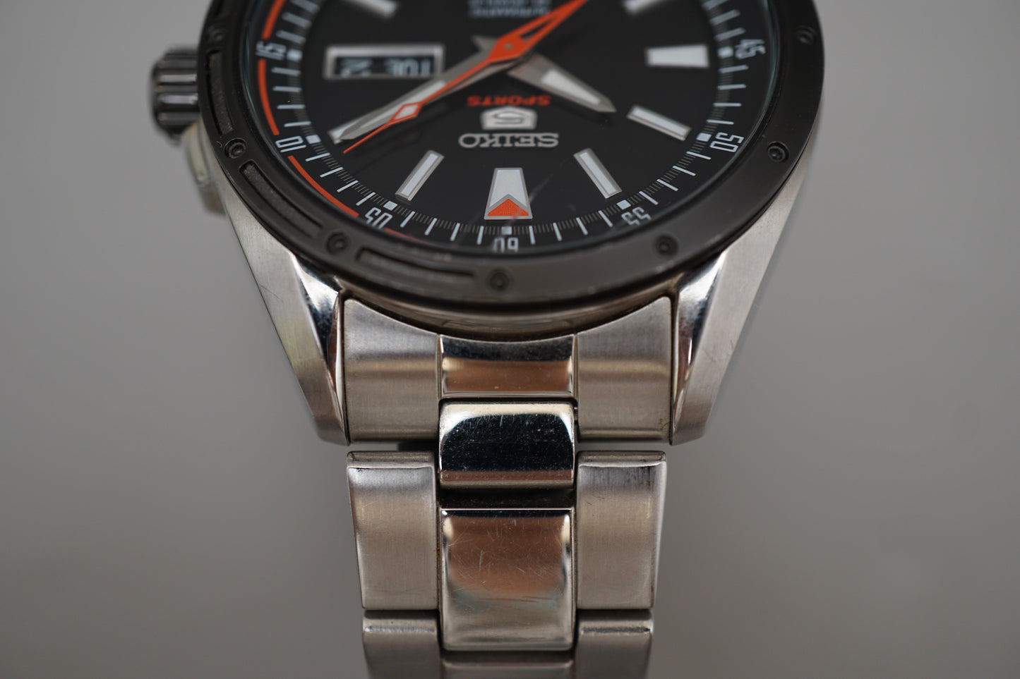 Seiko 5 Sports SRP155J1 4R36 Black Red Dial Automatic Japan Watch