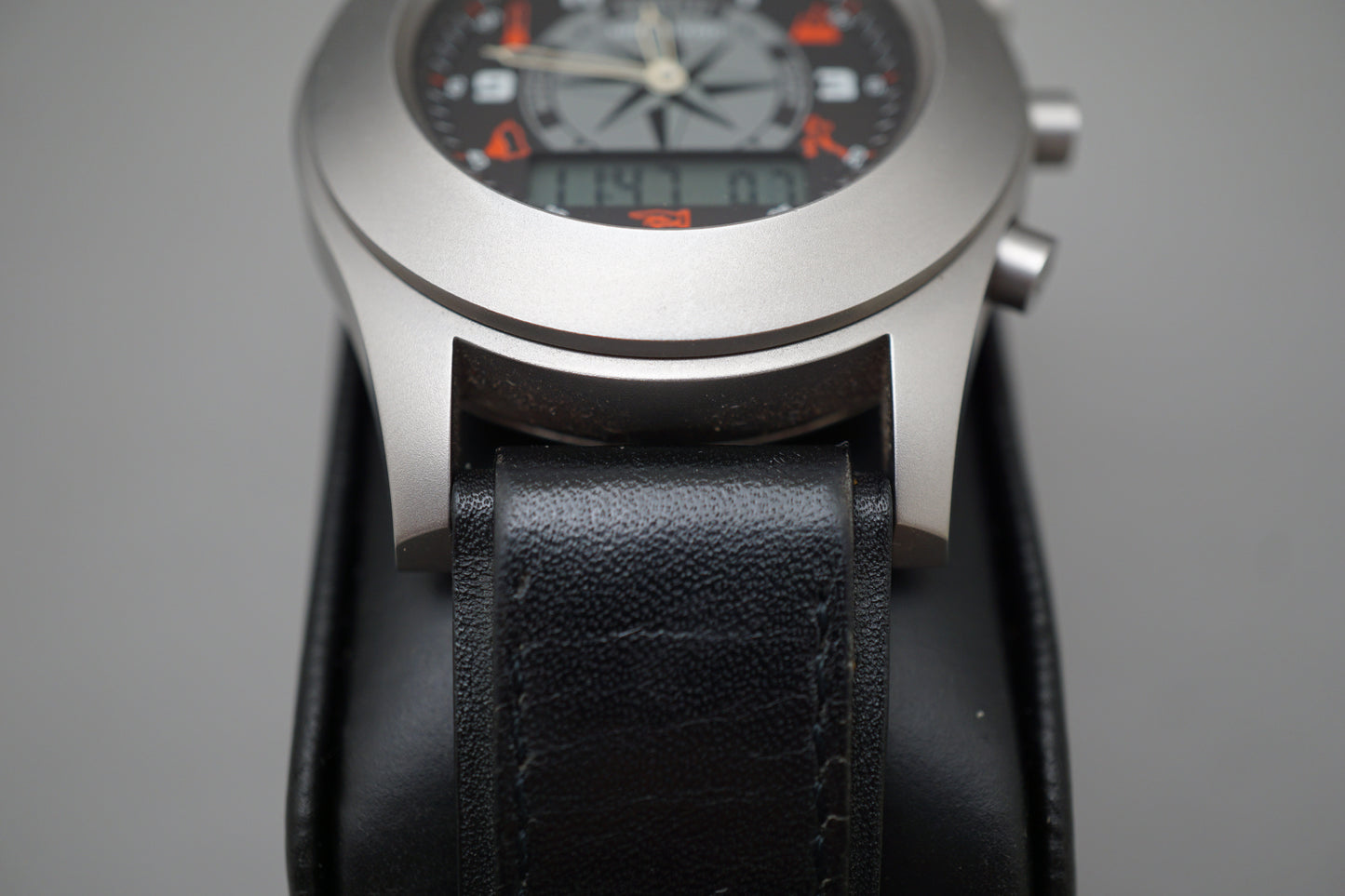 Hamilton Khaki 000091 Field Multi-Touch Compass Themometer Digital Quartz Watch