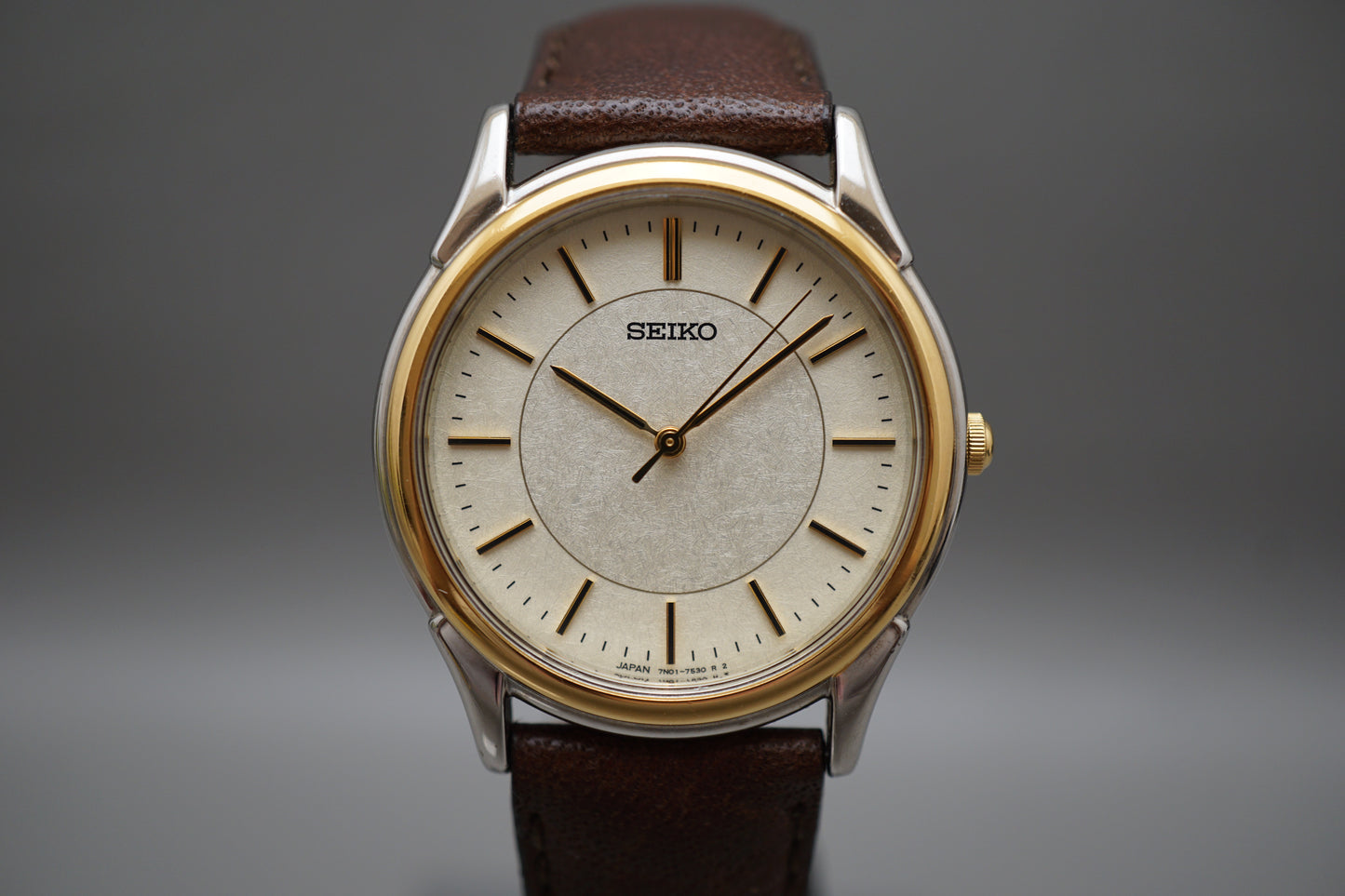 Seiko Spirit SBTB006 7N01 Two Tone Textured Dial JDM Quartz Watch
