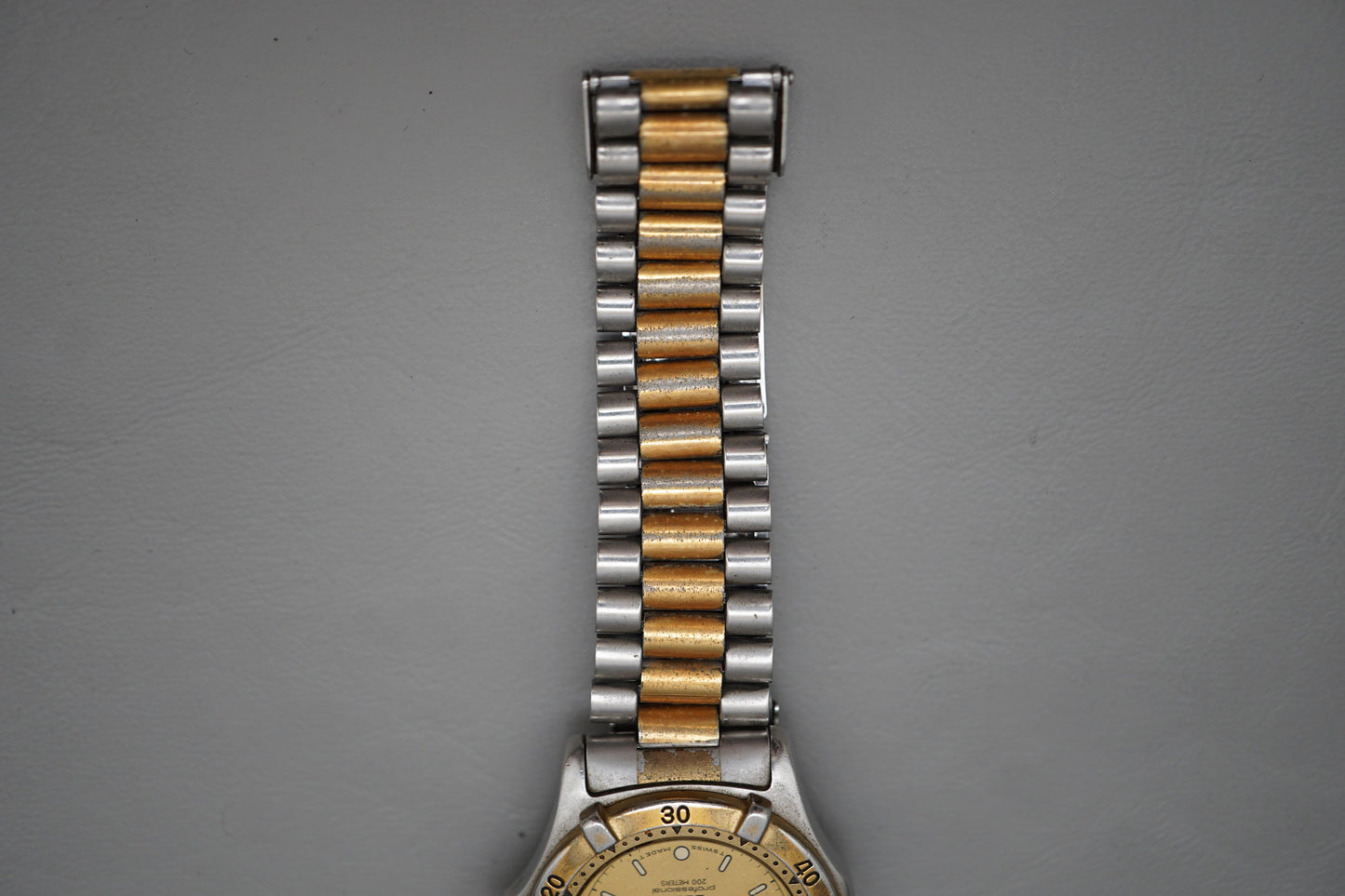 Vintage Tag Heuer 2000 964.013 Two Tone Gold Dial Professional Quartz Watch