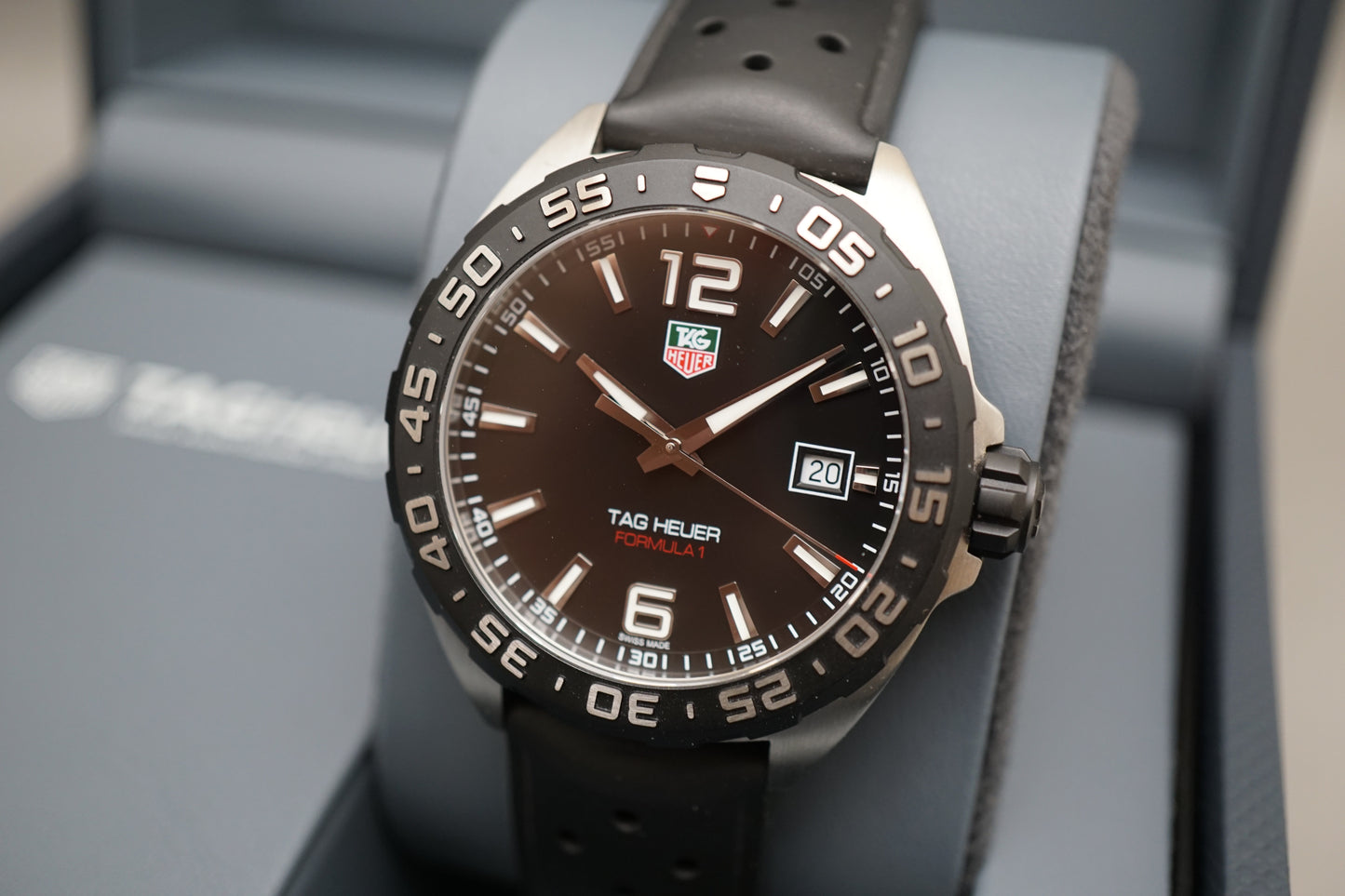 Tag Heuer Formula 1 WAZ1110.FT8023 Black Dial Rubber Strap Quartz Watch
