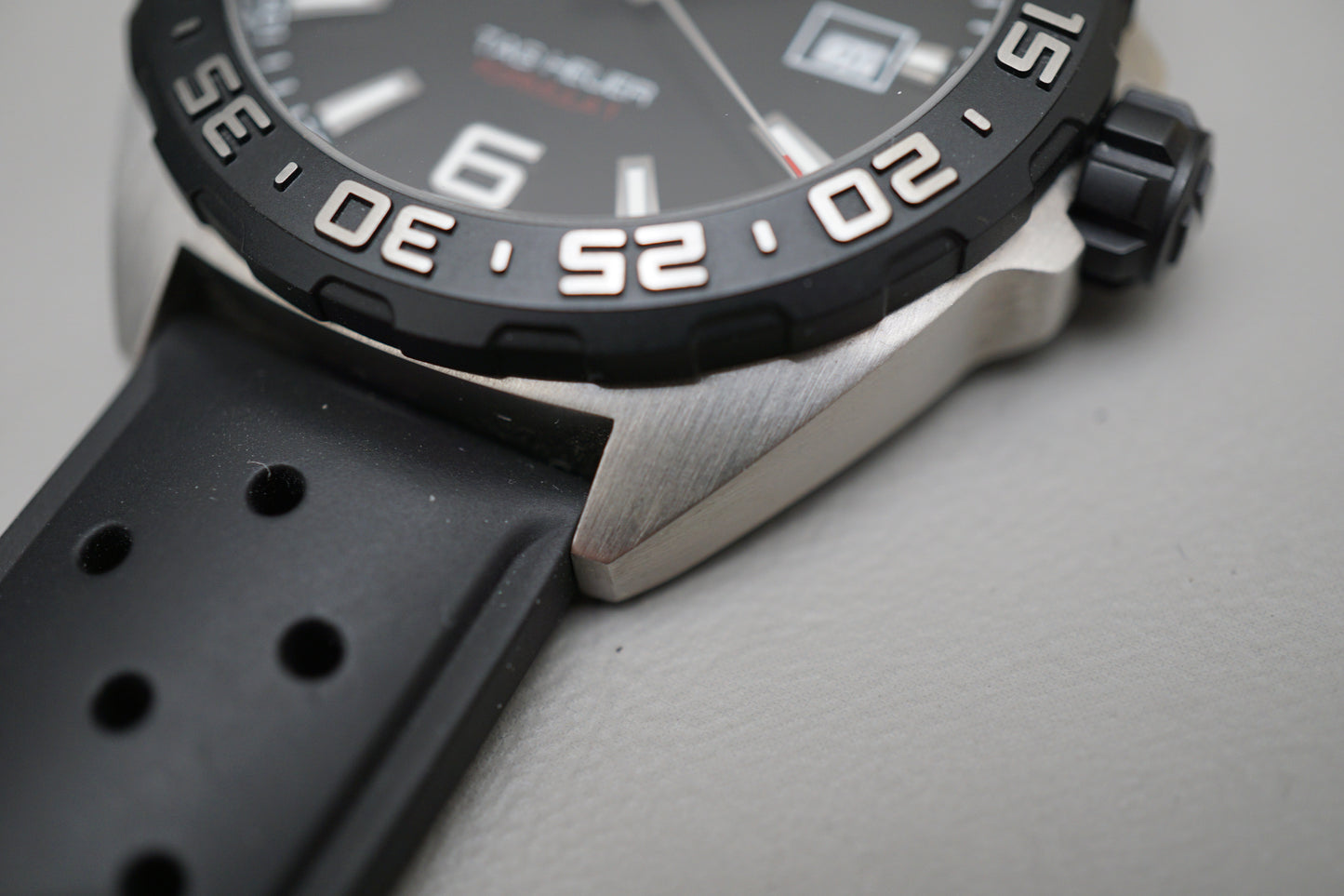 Tag Heuer Formula 1 WAZ1110.FT8023 Black Dial Rubber Strap Quartz Watch