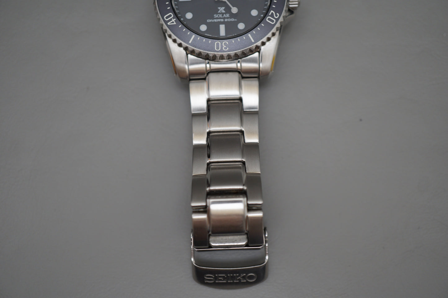 Seiko Prospex SBDN069 V147 Sunburst Grey Divers 200M Solar Quartz Watch