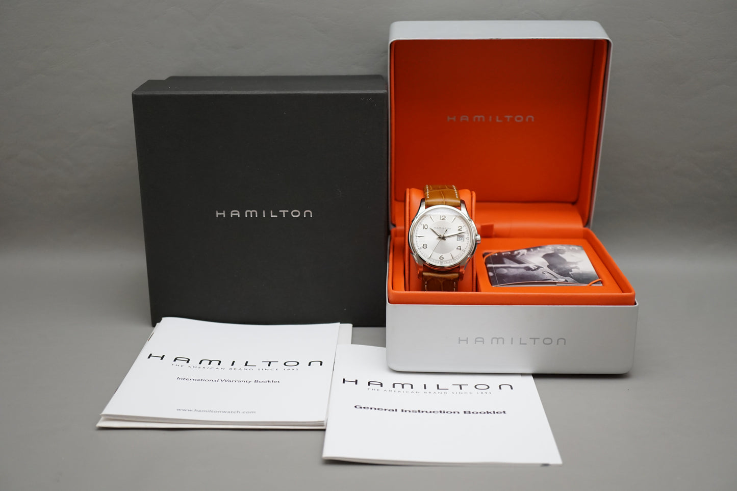 Unworn NOS Hamilton Jazzmaster H32411555 White Silver Sector Dial Quartz Watch