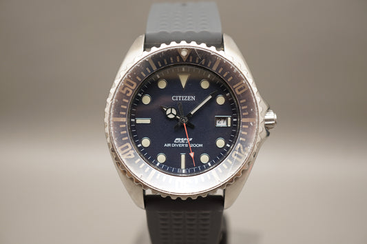 Vintage Citizen 5518-S96559 OXY Air Divers 200M Japan Quartz Watch