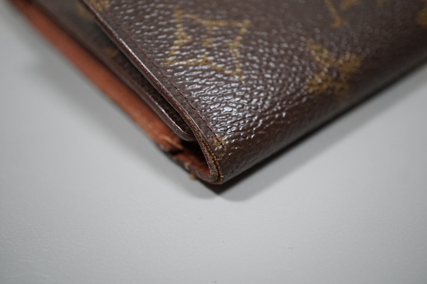 Louis Vuitton Monogram Portefeuille International M61217 Wallet