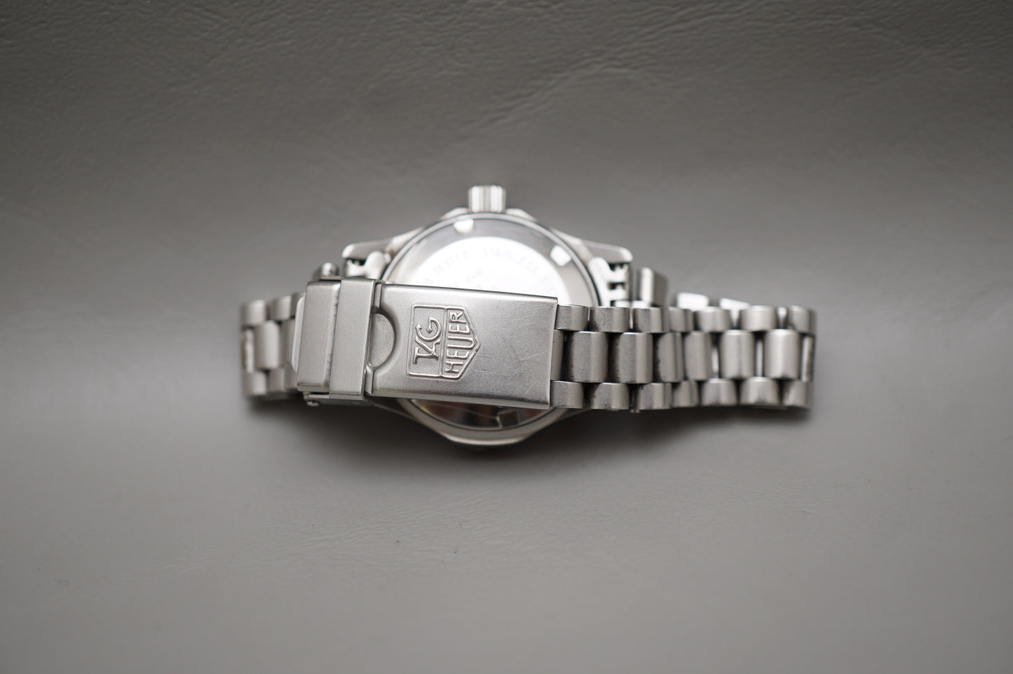 Vintage Tag Heuer 2000 962.208 Grey Dial Professional 200M Quartz Ladies Watch