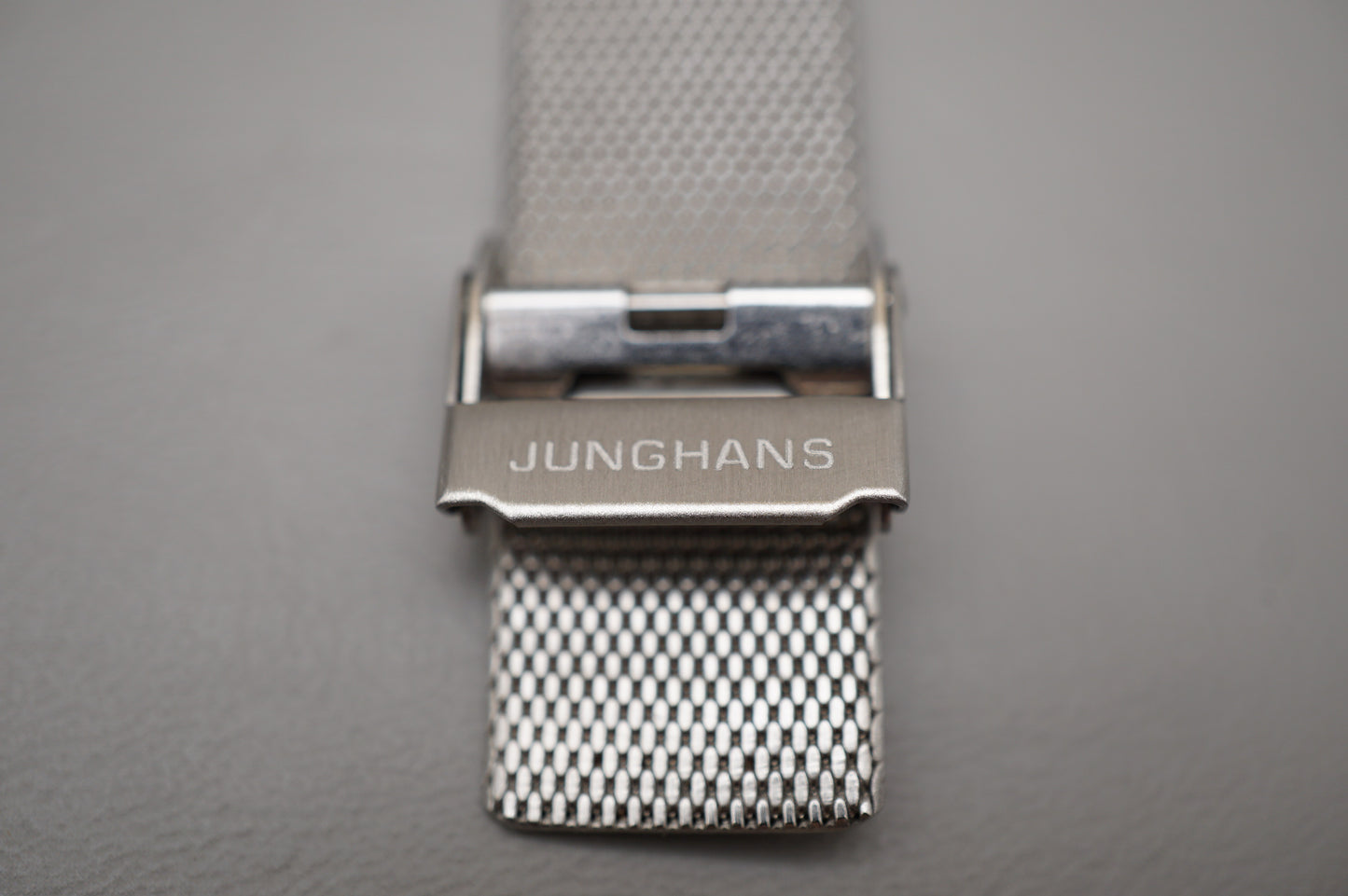 Junghans 027/3004.44M Max Bill 34mm Acrylic Handwound Mechanical Watch Milanese