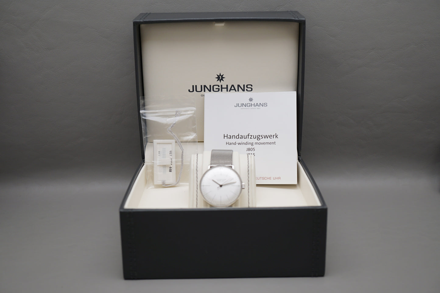 Junghans 027/3004.44M Max Bill 34mm Acrylic Handwound Mechanical Watch Milanese