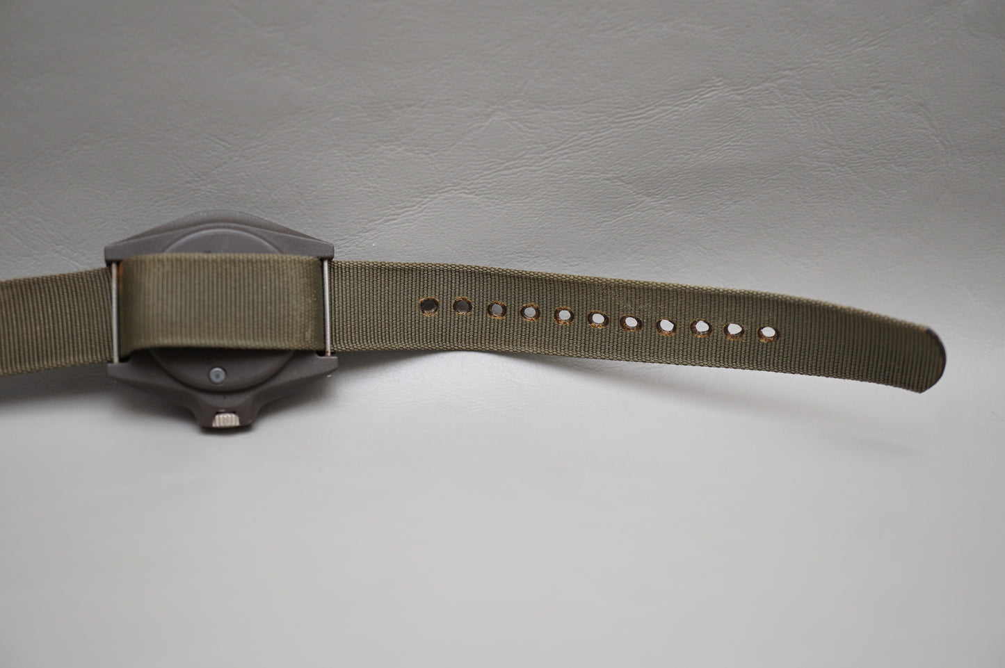 Stocker and Yale MIL-W-46374D Type 2 Sandy 184A Military Mechanical Swiss Watch