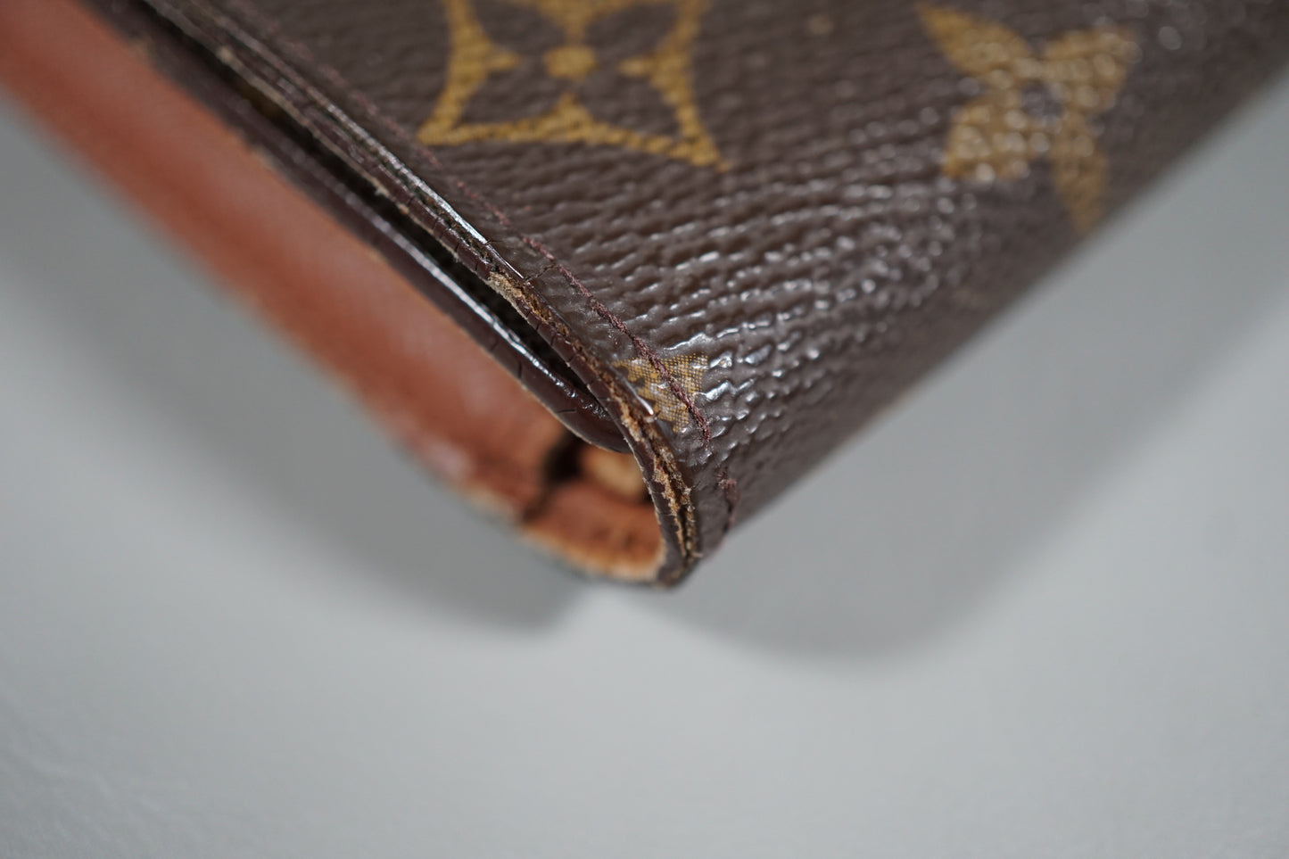 Louis Vuitton Monogram Porte Tresor International M61215 Wallet