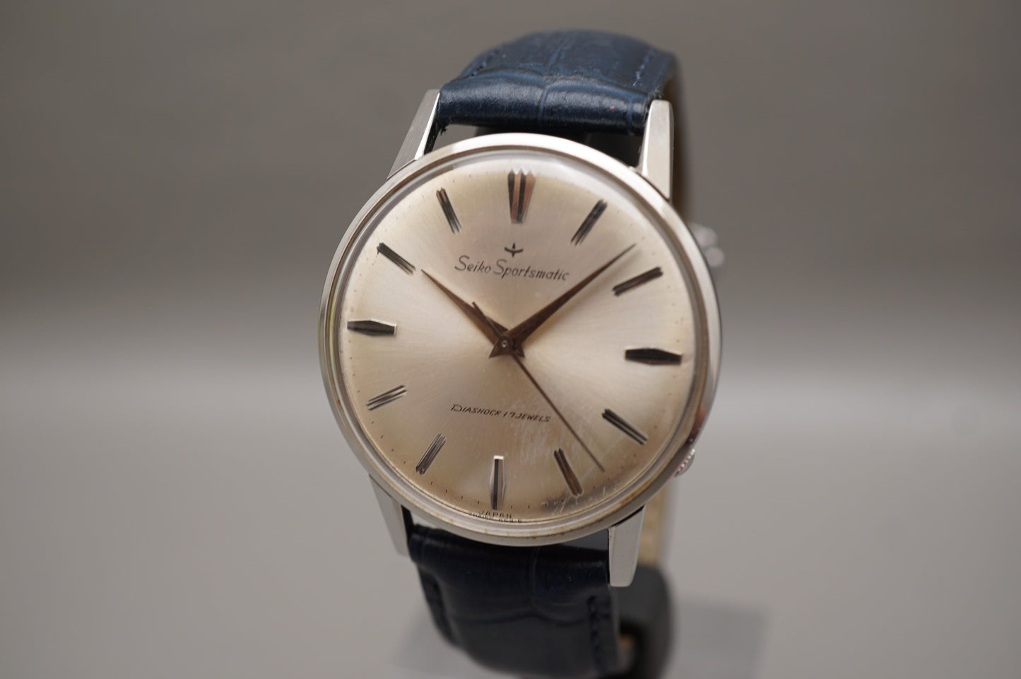 Vintage 1960s Seiko Sportsmatic 15017 Diashock 17 Jewels Classic Automatic Watch