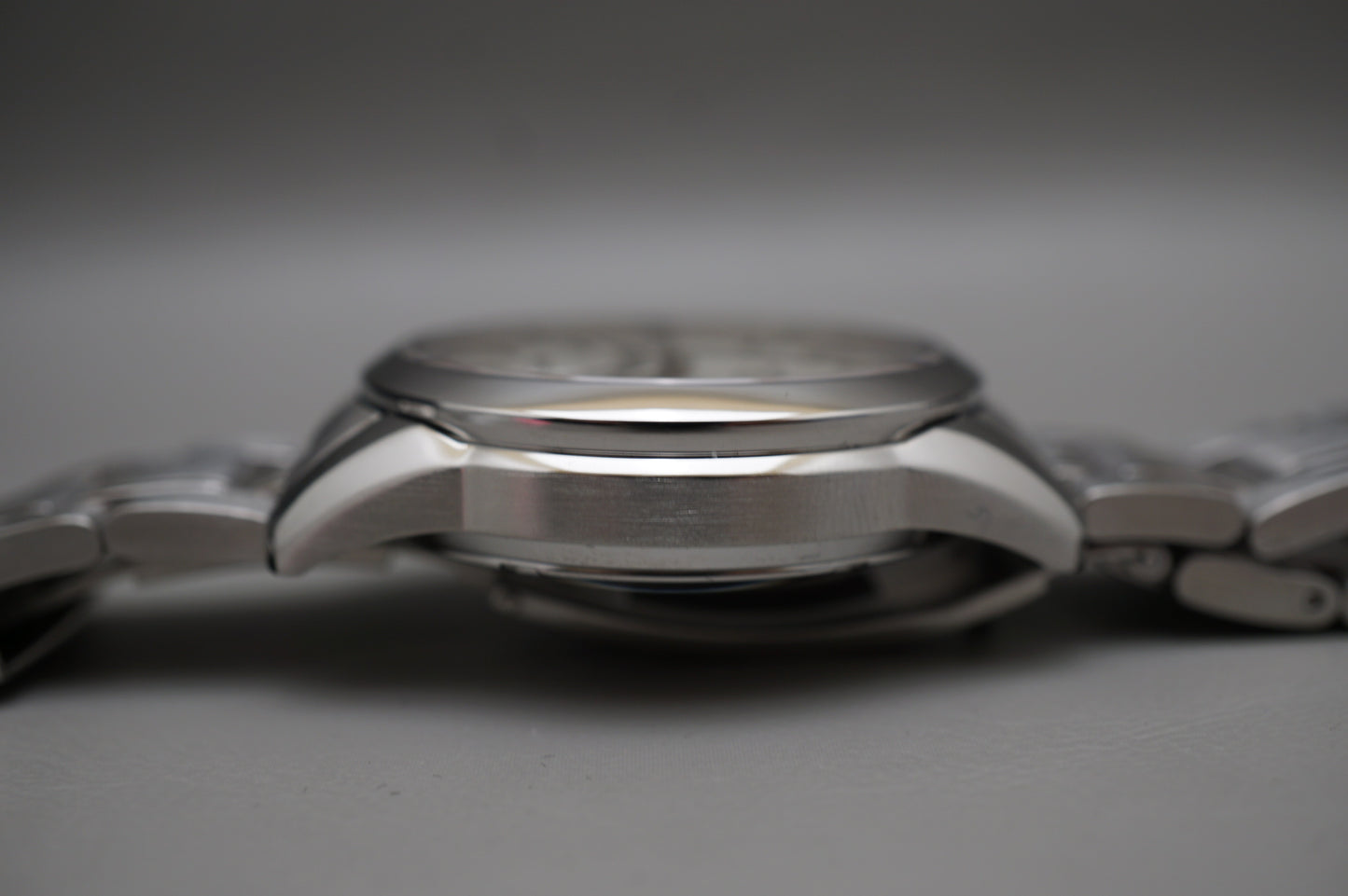Orient Star EL00-C0-B White Dial Power Reserve Display Back Automatic Watch