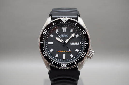 Seiko SKX007 7S26 Black Dial Divers 200M Automatic Watch SKX173 Style Dial READ