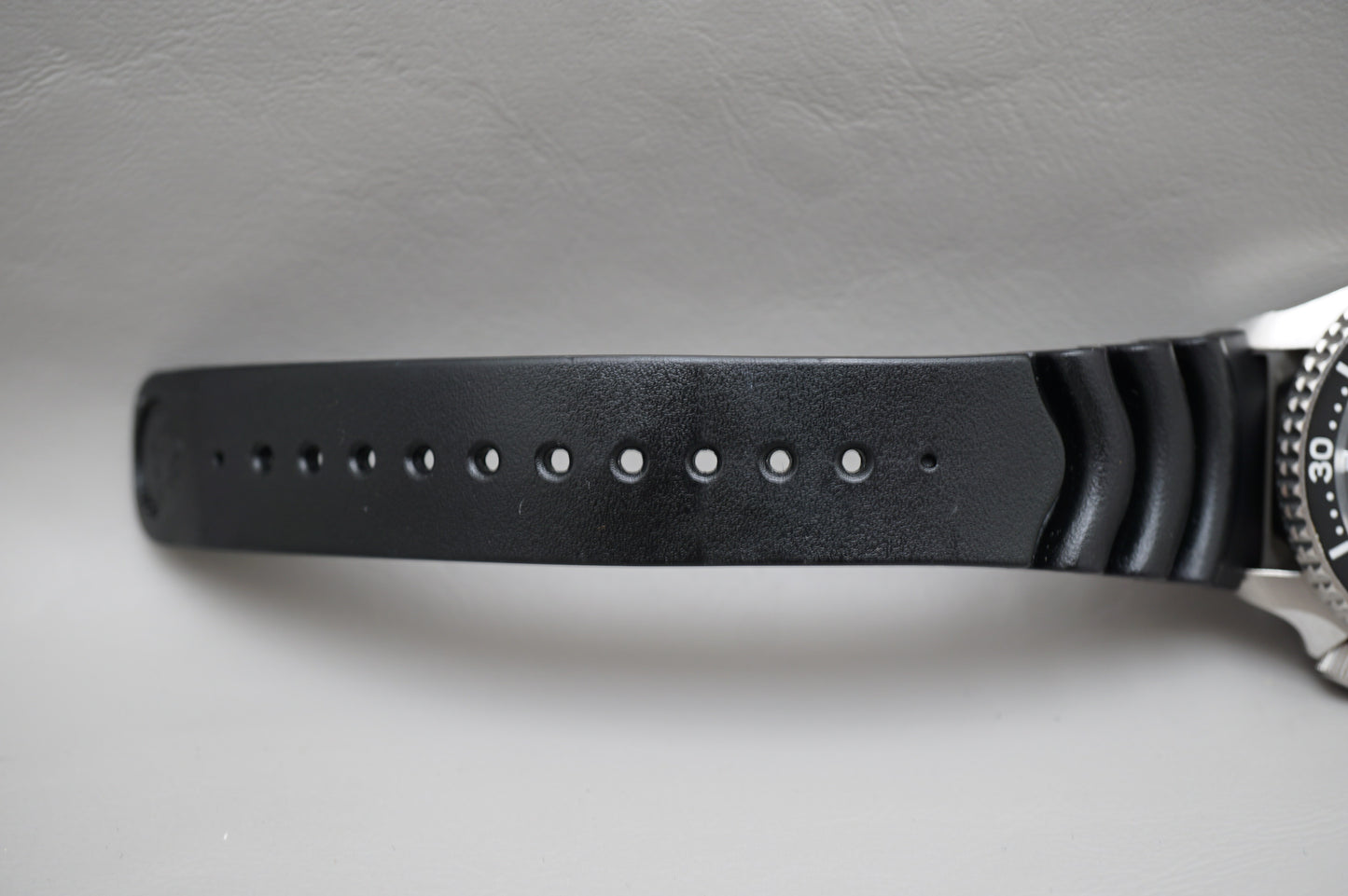 Seiko SKX007 7S26 Black Dial Divers 200M Automatic Watch SKX173 Style Dial READ
