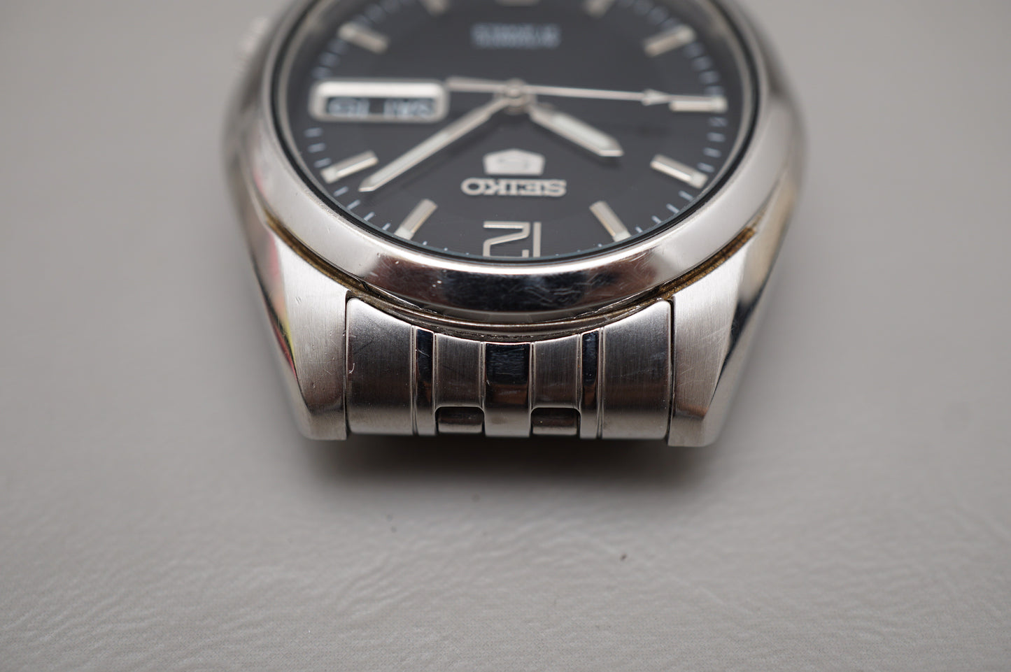 Seiko 5 SNK393 7S26 Black Textured Dial Automatic Watch