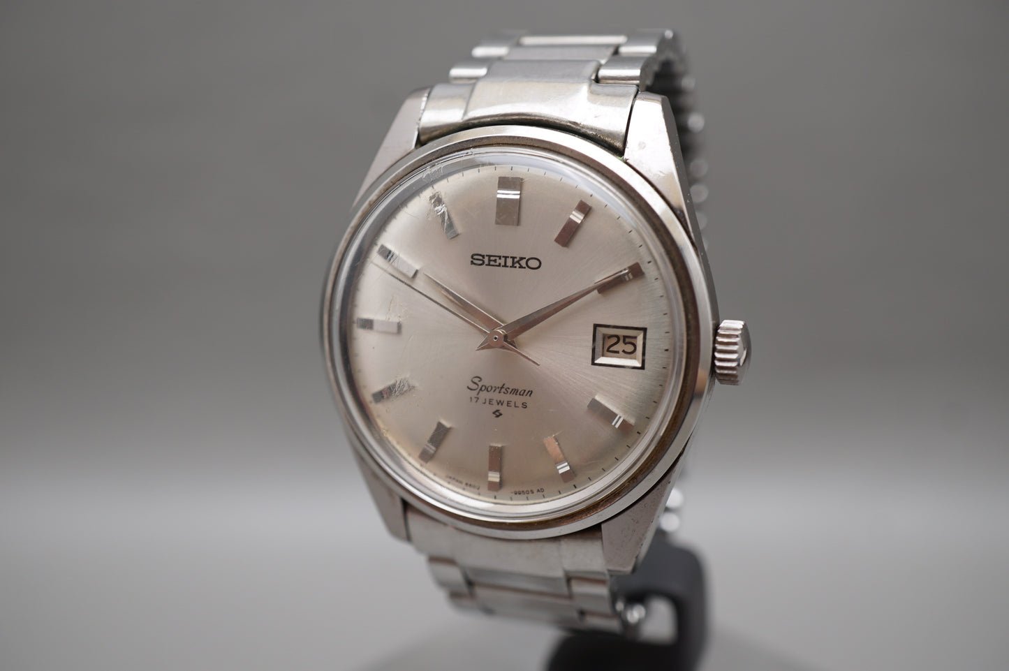 Vintage 1968 Seiko Sportsman 6602-9982 Horseshoe Handwound Mechanical Watch