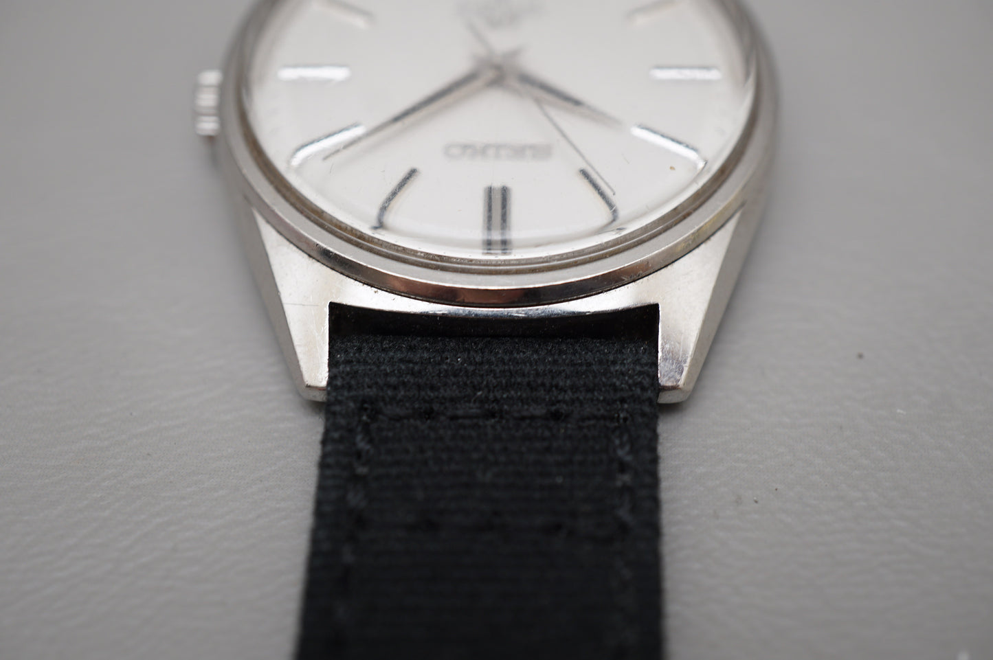 Vintage 1974 Seiko Lord Matic 5601-9000 Horseshoe Back No Date Automatic Watch