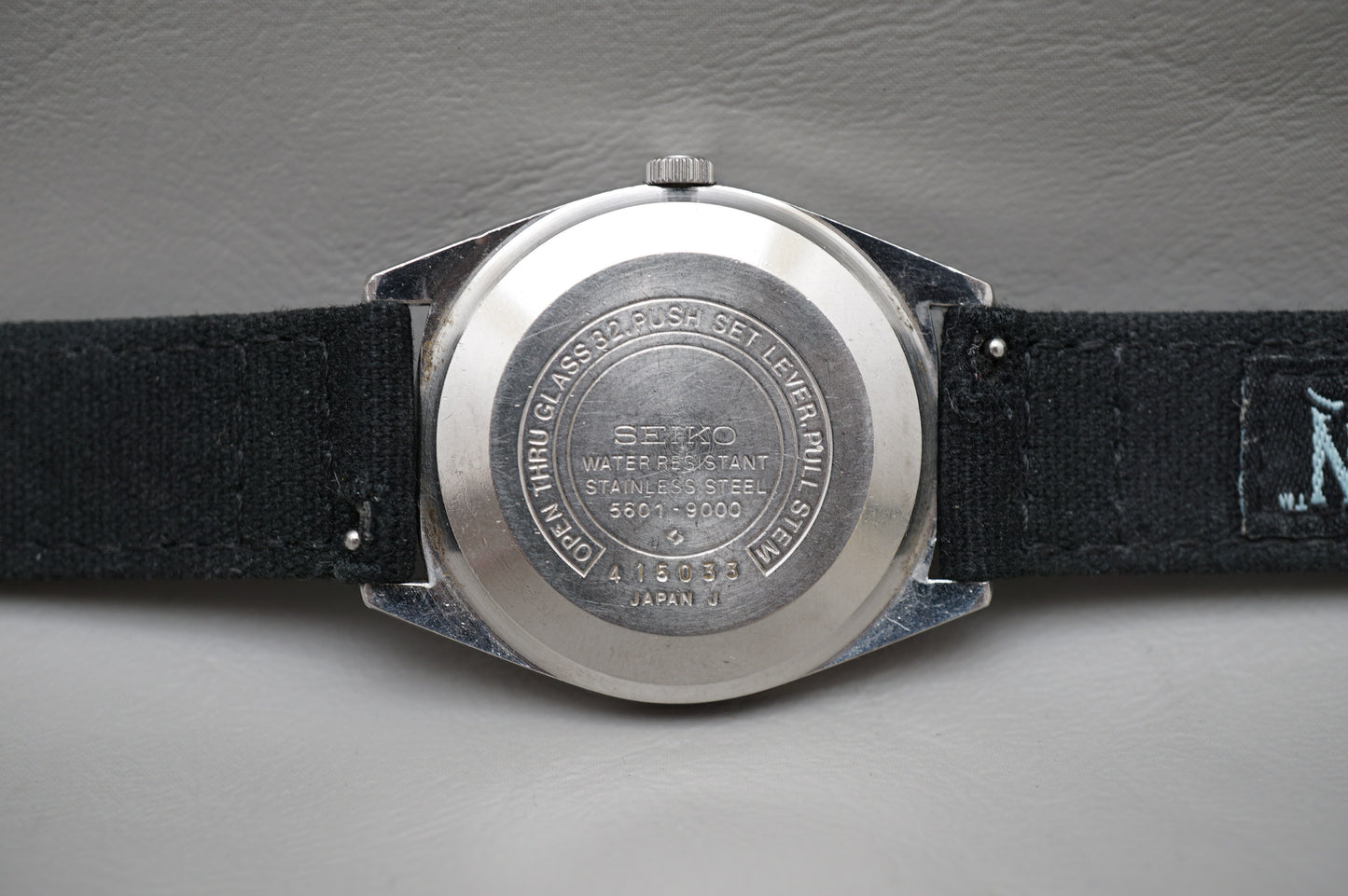 Vintage 1974 Seiko Lord Matic 5601-9000 Horseshoe Back No Date Automatic Watch