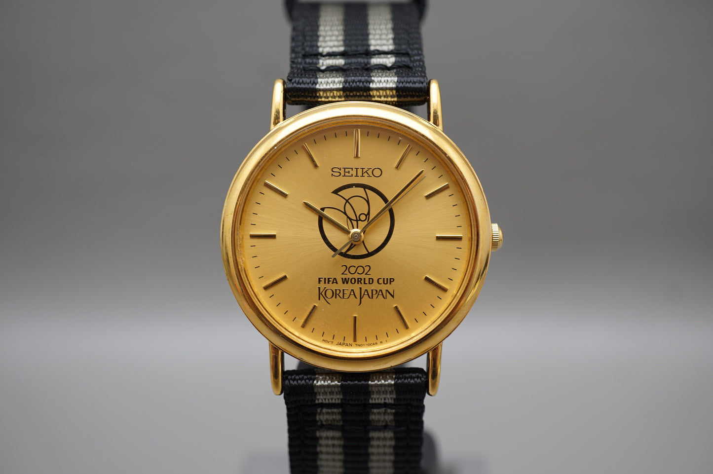 Vintage Seiko 7N01-0AA0 Gold Tone 2002 FIFA World Cup Korea Japan Quartz Watch