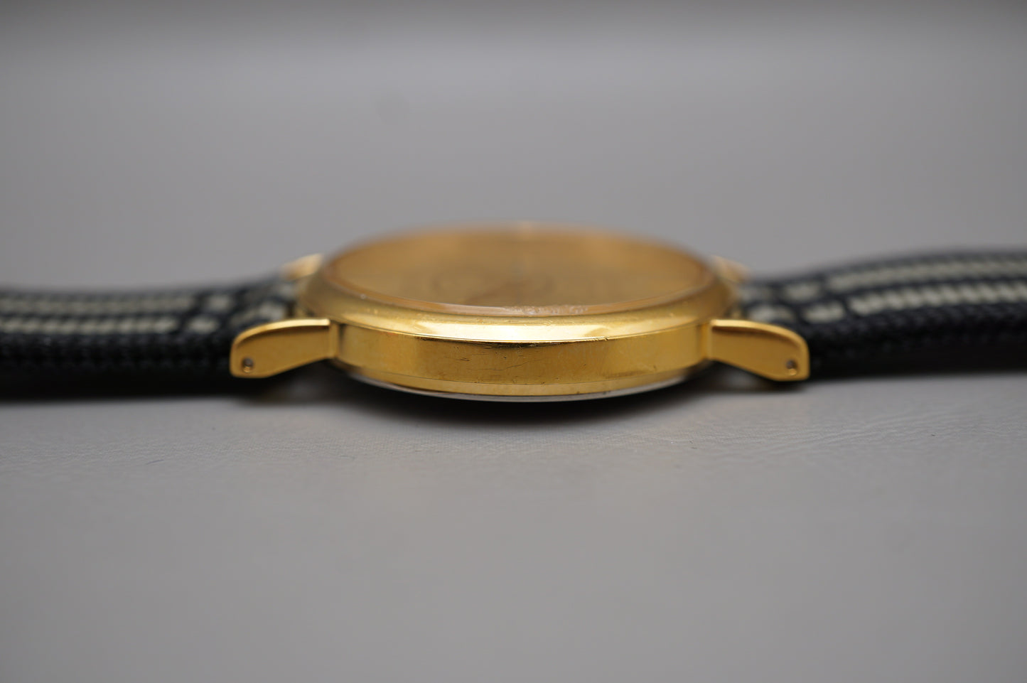 Vintage Seiko 7N01-0AA0 Gold Tone 2002 FIFA World Cup Korea Japan Quartz Watch