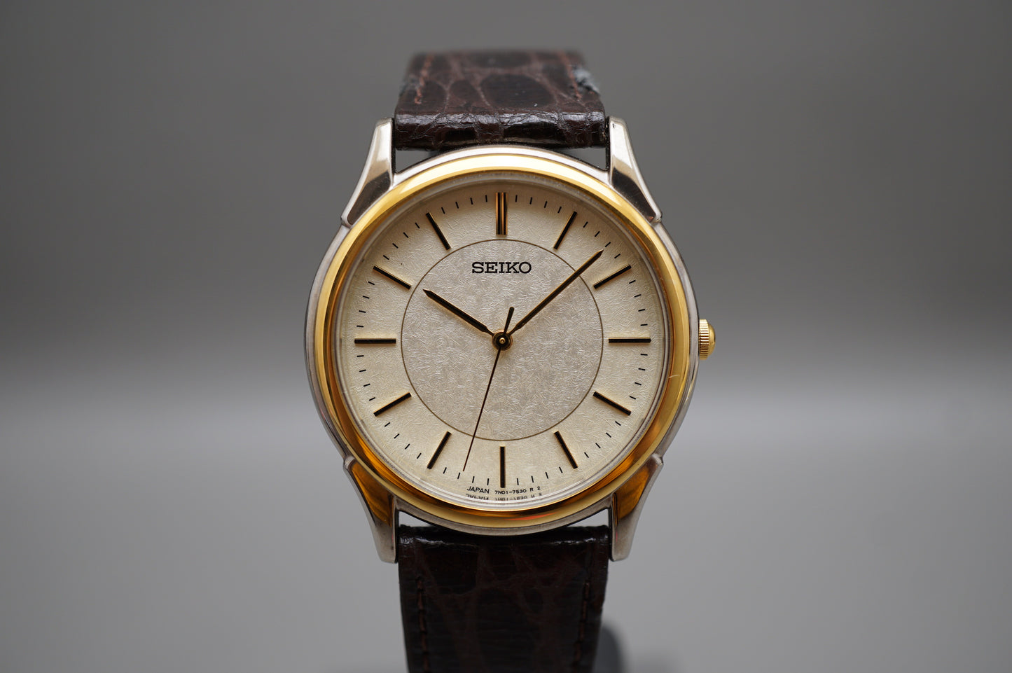 Seiko Spirit SBTB006 7N01 Two Tone Textured Dial JDM Quartz Watch
