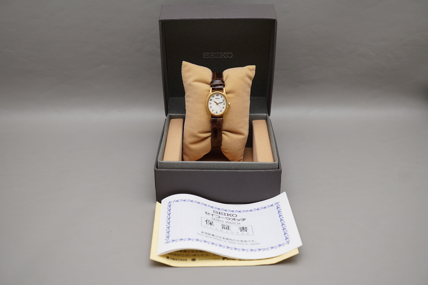Seiko Spirit SSDA006 1N01 Gold Tone White Dial Oval Case Quartz Ladies Watch