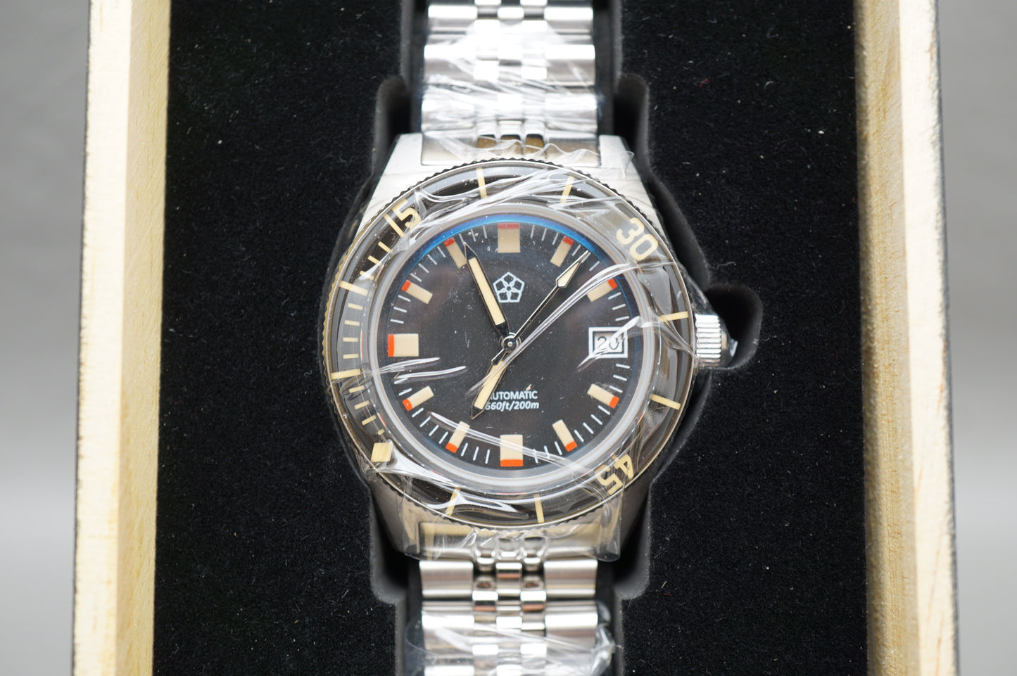 New Famul 40MM Sapphire Evo Edition NH35 Black Dial Automatic 200m Dive Watch