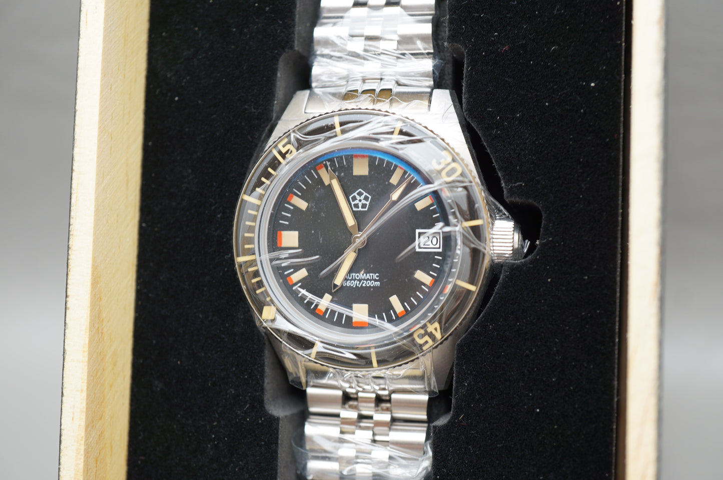 New Famul 40MM Sapphire Evo Edition NH35 Black Dial Automatic 200m Dive Watch