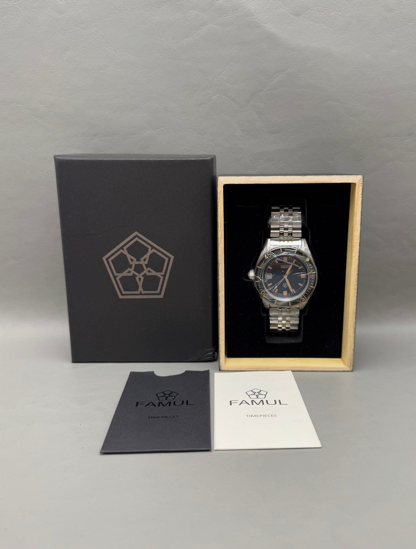 New Famul 40MM Sapphire Evo Edition NH35 Black Dial Automatic 200m Dive Watch