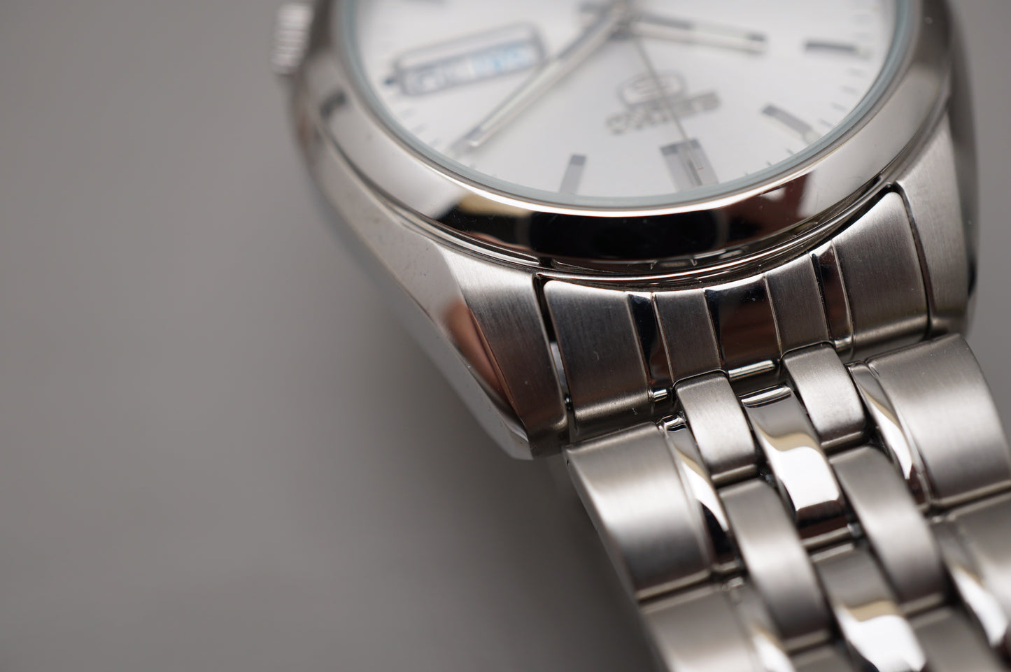 Seiko 5 SNK355K1 7S26 Silver 5 Motif Dial Automatic Watch
