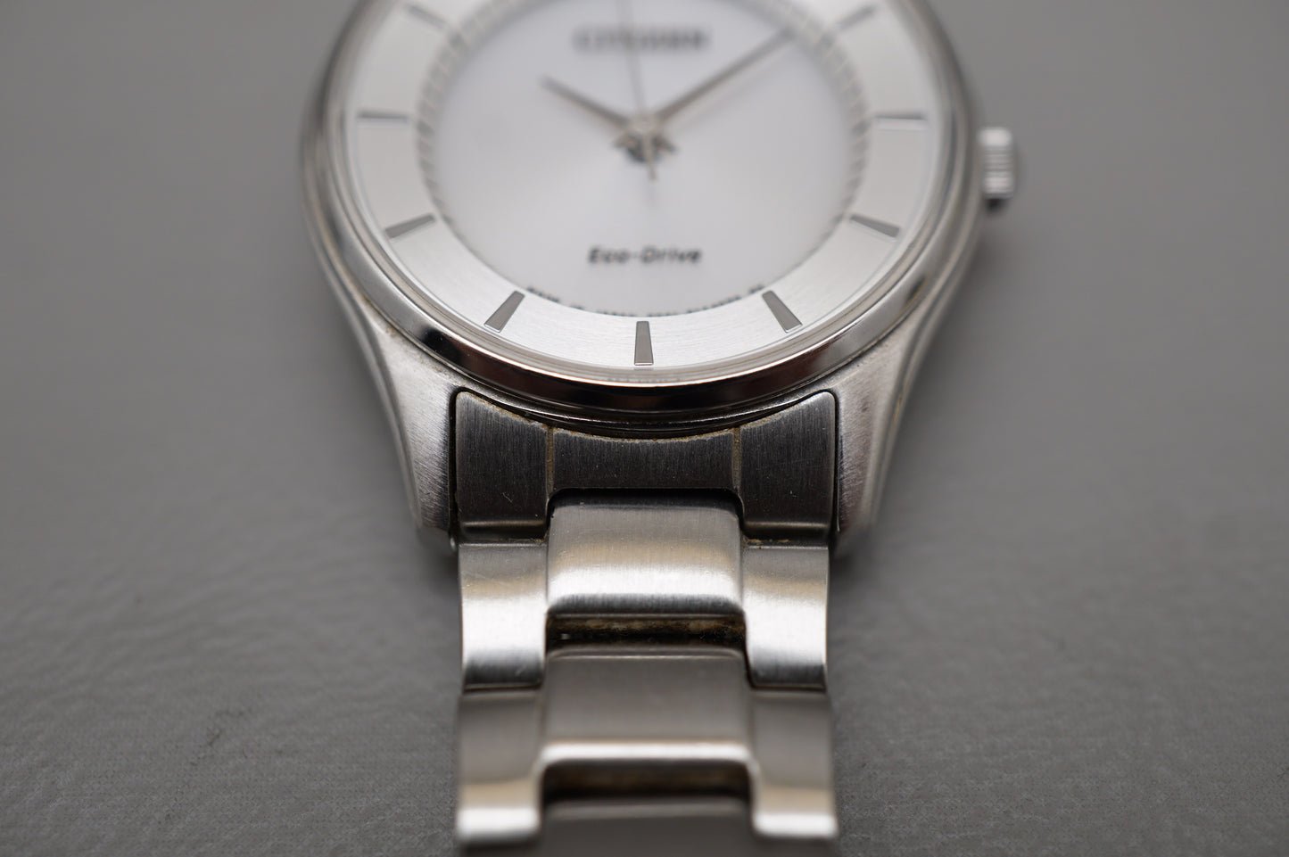Citizen Eco-Drive E031-S103746 Silver Dial Ladies Solar Quartz Watch Japan Made