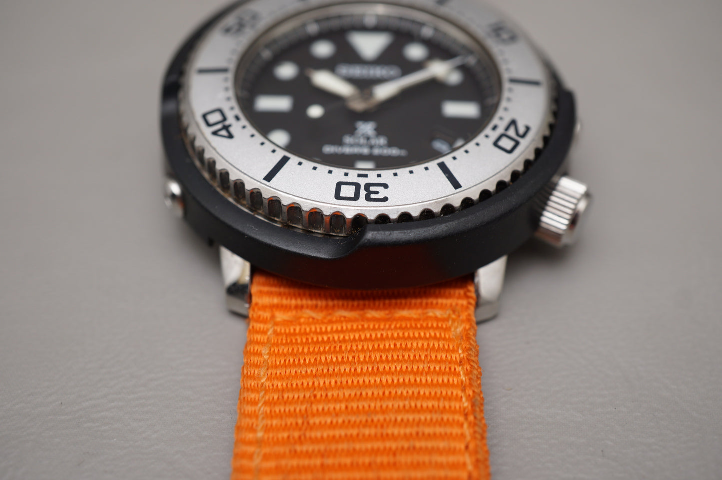 Seiko Prospex SBDN047 V147 Lowercase Limited Black Grey Tuna Solar Quartz Watch